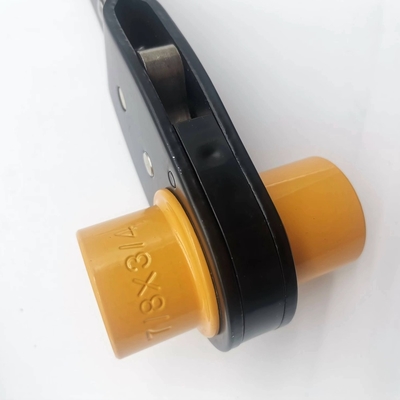 Hot Sale USA Lineman Schraubenschlüssel Werkzeug Bolt durch Zwei-Größe Steckdose Schlüssel mit weichem Griff Griff
