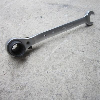 Stahl Silber Drei Größen in einem Gerüst Schraubenschlüssel 19mm 22mm 3/4" 7/8" Steckdose Schlüssel mit 22mm Offener End für USA